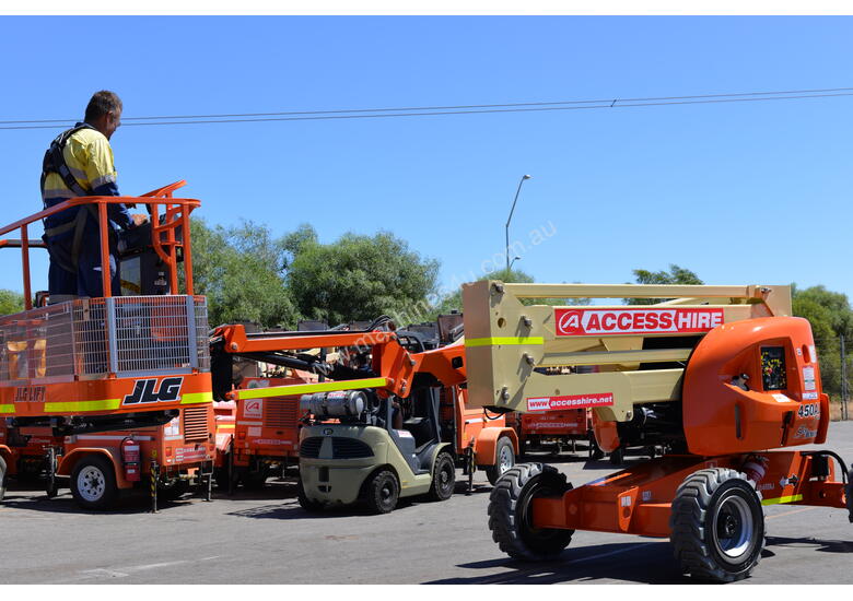 caption 2011 JLG 450AJ Diesel Articulating Boom Lift
