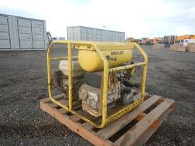 Megajet 4 IN 1 WORKSTATION 7Kva Generator - picture2' - Click to enlarge