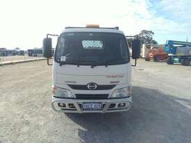 Hino Tradeace 300 616 - picture0' - Click to enlarge