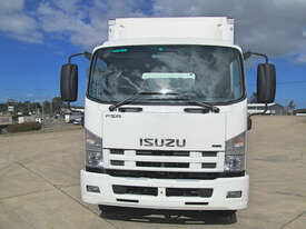 Isuzu FSR700 Pantech Truck - picture0' - Click to enlarge