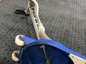 Rotary Carpet cleaning extraction tool  - picture0' - Click to enlarge