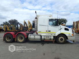 1999 VOLVO NH12 6X4 PRIME MOVER - picture0' - Click to enlarge