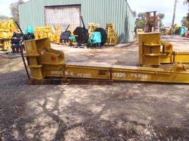 Longreach Boom Extension Sticks suit 20 and 30 Tonner - picture1' - Click to enlarge