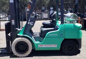 ACTIVE FORKLIFTS - 3.5 Ton Mitsubishi Forklift for sale- 6.5m lift w/h solid tyres and side shift ex ACTIVE FORKLIFTS - 3.5 Ton Mitsubishi Forklift for sale- 6.5m lift w/h solid tyres and side shift ex