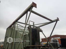 HOPPER WITH HYDRAULIC CHUTE - picture1' - Click to enlarge