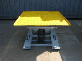 Self-Leveling Table Pallet Loader Leveller Turntable 1210 x 1200 Safetech Palift - picture0' - Click to enlarge