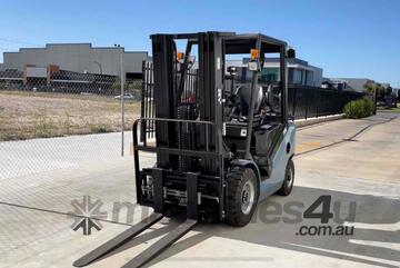 Royal Forklift 2.5T LPG & Petrol - Forklifts Australia - the Industry Leader!