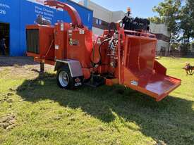 Morbark 2021 Wood Chipper - picture2' - Click to enlarge