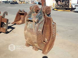 CATERPILLAR EXCAVATOR GRAB ATTACHMENT - picture1' - Click to enlarge