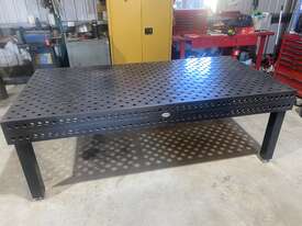 Precision Welding Table - picture0' - Click to enlarge