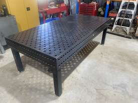 Precision Welding Table - picture0' - Click to enlarge