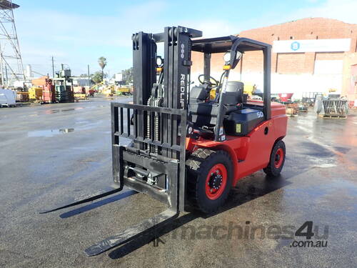 Unused 2021 Redlift CPCD50H 5T (3 Stage) Diesel Forklift