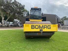 2009 Bomag BW216D-4 Smooth Drum Roller - picture0' - Click to enlarge