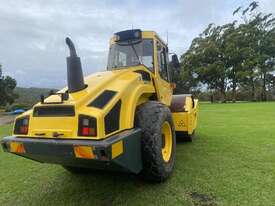 2009 Bomag BW216D-4 Smooth Drum Roller - picture1' - Click to enlarge