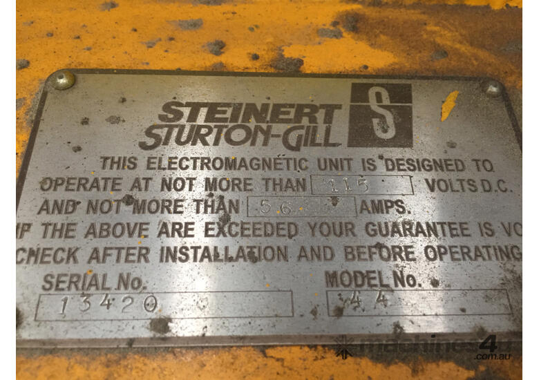 caption Steinert Overband Magnet, Frame and Belt