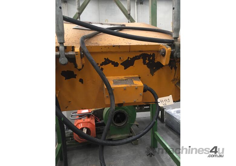 caption Steinert Overband Magnet, Frame and Belt