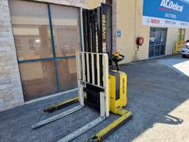 Hyster W25ZA2 1.1T Walkie Stacker - Hire - picture0' - Click to enlarge