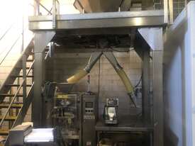 Ishida Multihead Weigher (16 head),  with Helix Bagmaker and manual collection option - picture2' - Click to enlarge