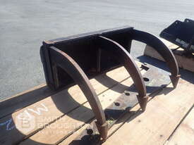 DINGO RIPPER ATTACHMENT TO SUIT MINI LOADER - picture0' - Click to enlarge