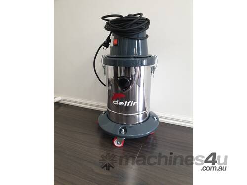 125 WD Industrial Vacuum Cleaner