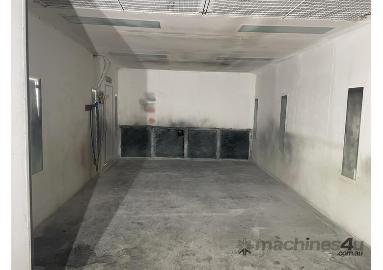 Used 2008 Spray N Bake Spraybooth Spray n bake downdraft booth Spray