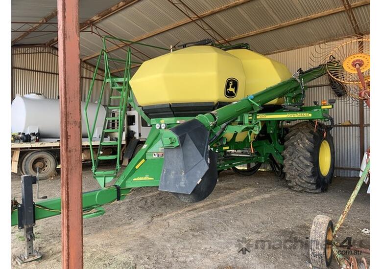 Used 2014 John Deere 2014 John Deere 1910 350BU Air Carts Air Seeder in