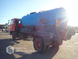 2000 NISSAN UD PKB210 4X2 VACUUM TRUCK - picture2' - Click to enlarge