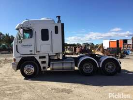 2004 Freightliner Argosy 101 - picture1' - Click to enlarge