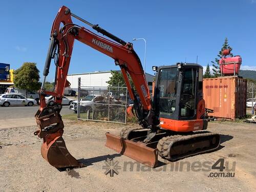 One-Owner 2017 Kubota U55-4, 5.5 Ton Zero Swing Mini Excavator