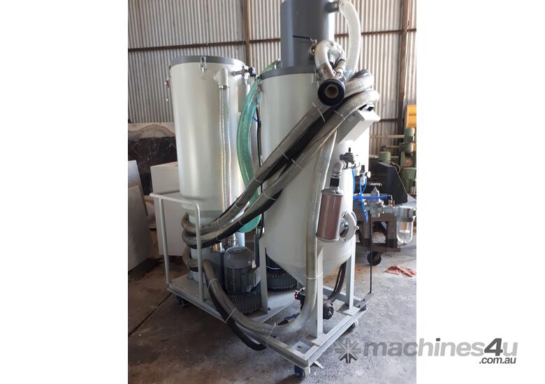New TS Machinery Dustless Vacuum Sandblaster 300L w Trolley Sand Blast
