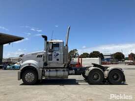 2010 Mack Trident CMHT - picture1' - Click to enlarge