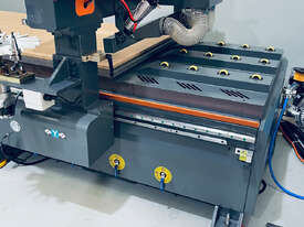 1300mm x 2500mm 415V CNC Router with Auto Tool Change Spindle with 10 Tool Rotary Carousel + Vacuum  - picture1' - Click to enlarge