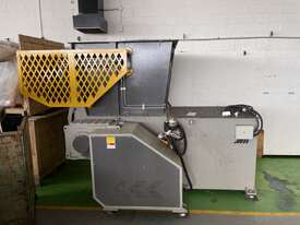 Genox V1000 Shredder w/Vertical Crammer - picture0' - Click to enlarge