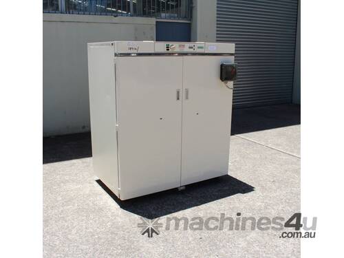 Cooled Stability Incubator