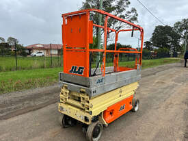 JLG 1930ES Scissor Lift Access & Height Safety - picture2' - Click to enlarge