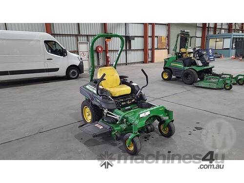 John Deere Z915E