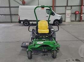 John Deere Z915E - picture0' - Click to enlarge