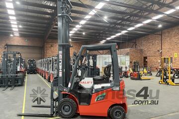 JIALIFT -HELI 2T 6M LITHIUM-ION BATTERY FORKLIFT TRUCK CPD20-GE6LI-S 2 Stages Mast