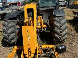 JCB 541-70 Agri - picture2' - Click to enlarge