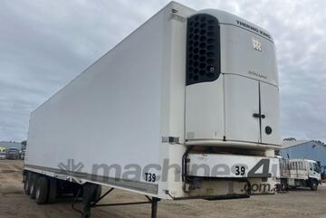 2003 FTE FTE3A 44ft Tri Axle Refrigerated Pantech Trailer