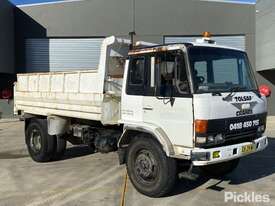 1988 Hino FF17 - picture0' - Click to enlarge