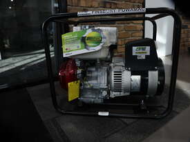 6kVa Generator with 11hp Honda petrol engine - picture2' - Click to enlarge