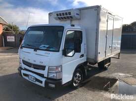 2016 Mitsubishi Canter 7/800 - picture0' - Click to enlarge