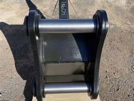 Lot: 32 - Unused Excavator Ripper Attachment, Model: - picture0' - Click to enlarge