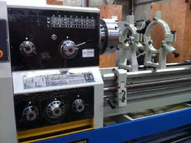 Yunnan CY6266 x 3 metre lathe  - picture2' - Click to enlarge