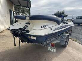 2002 SEA-DOO BOMBARDIER JET SKI - picture0' - Click to enlarge