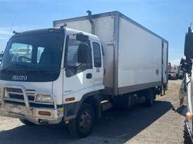 Isuzu FRR525 - picture2' - Click to enlarge