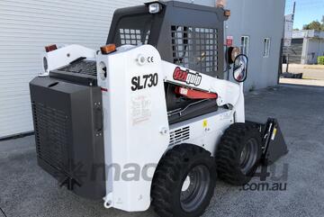 Ozziquip Skid Steer with Air Con Cab, 4 in 1 bucket & Pallet Forks