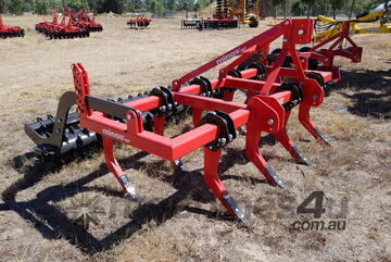 FARMTECH CZ-9-M CHISEL PLOUGH + PACKER ROLLER (9 TINE, 2.8M)
