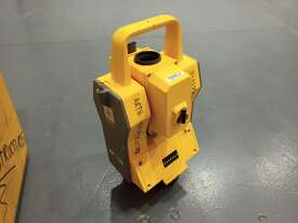 Trimble 600 ATS 2.4 GHZ Total Station - picture0' - Click to enlarge